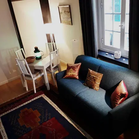 Cosy Little House *